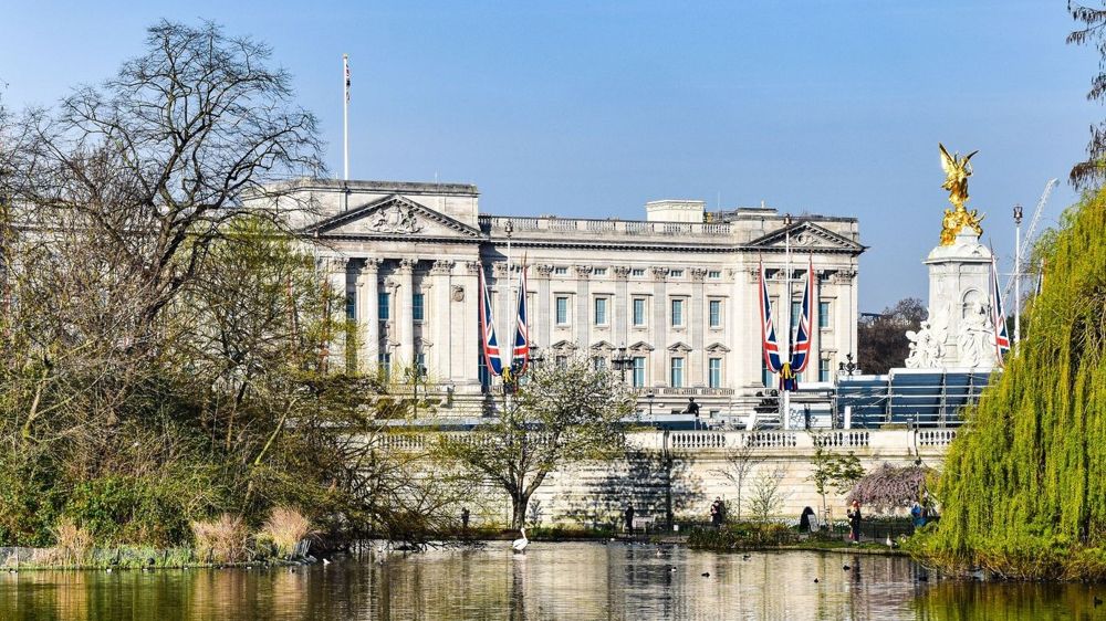 Buckingham Palace